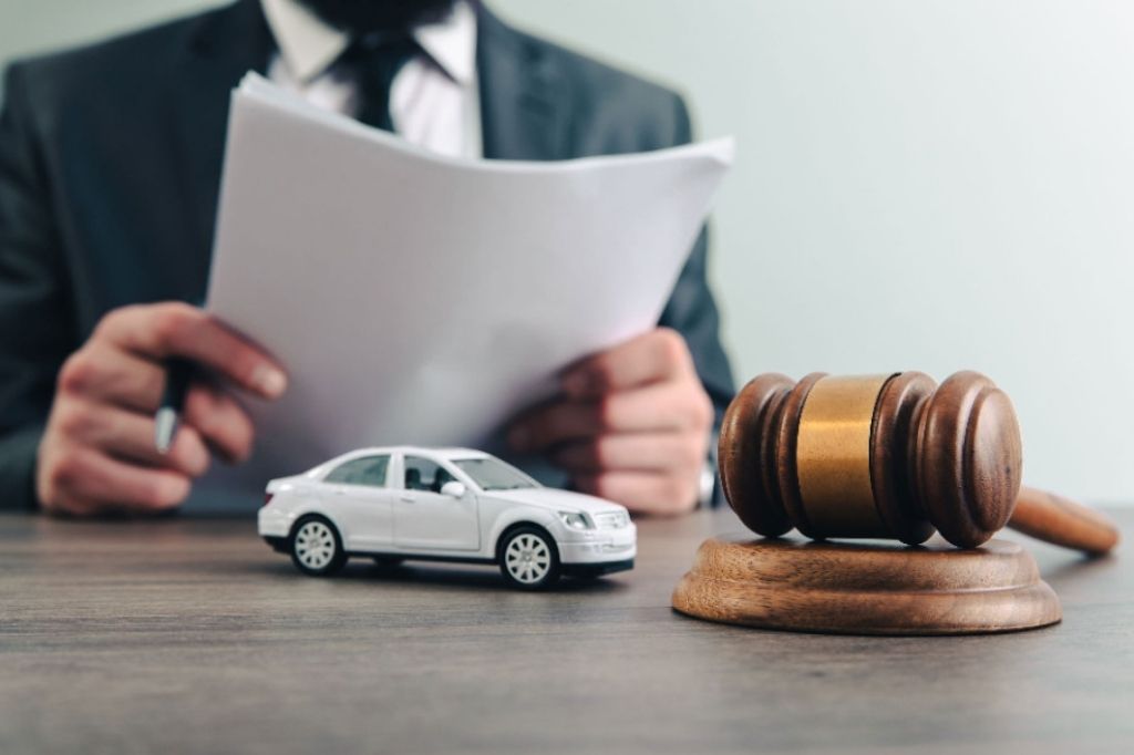 Can I Fire My Auto Accident Lawyer